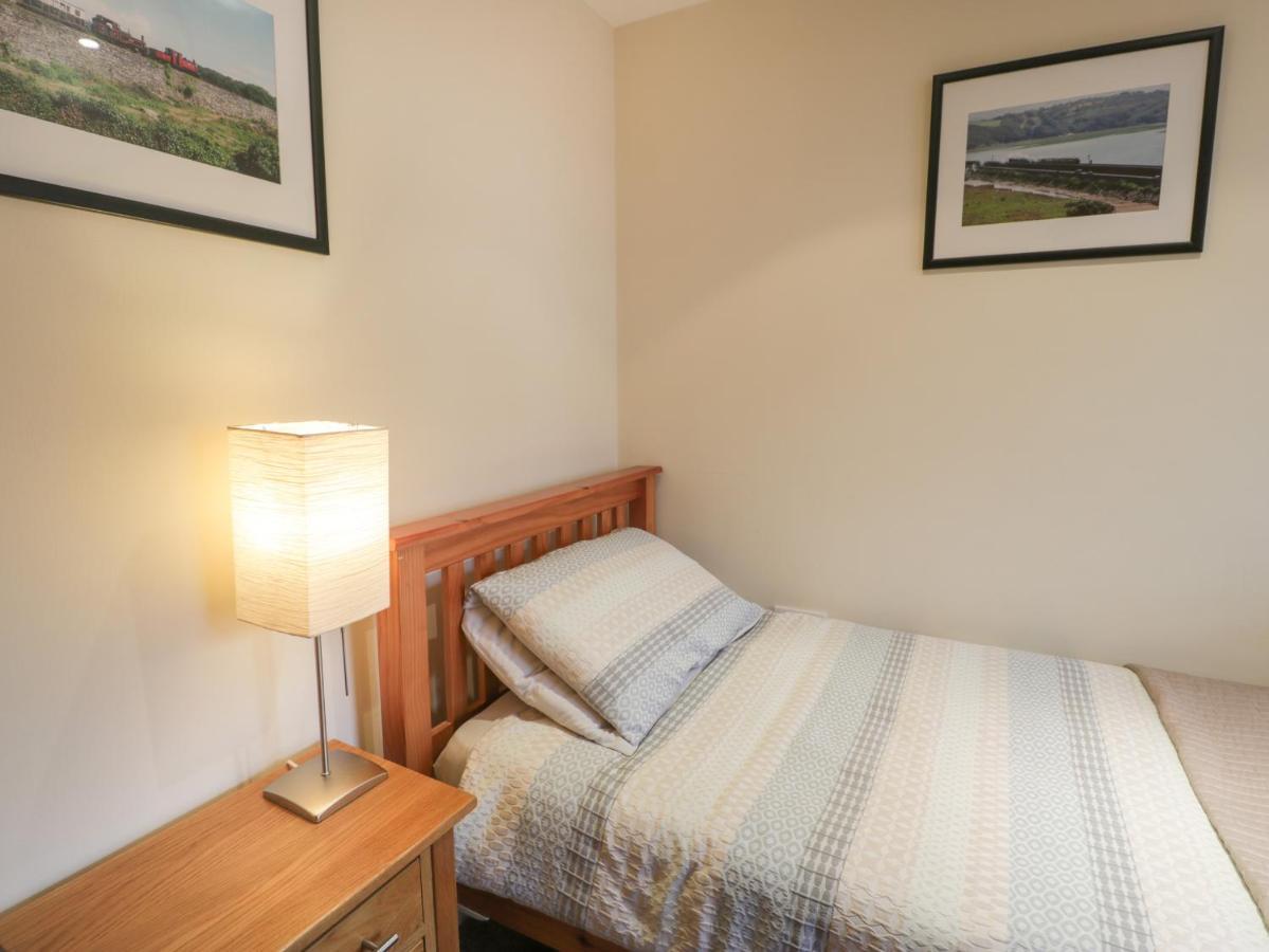 Whistle Stop Apartment Porthmadog Exteriör bild