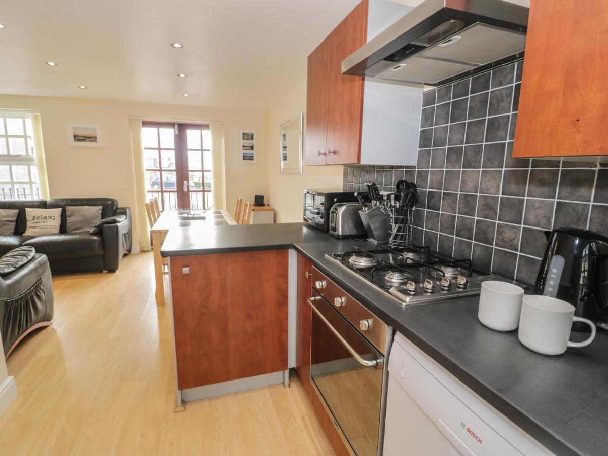 Whistle Stop Apartment Porthmadog Exteriör bild
